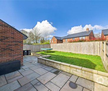 4 bedroom detached house to rent - Photo 2
