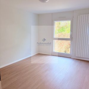 Splendid 2.5 room apartment for rent - Photo 2