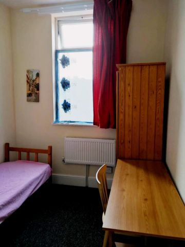 Double bed - Photo 2