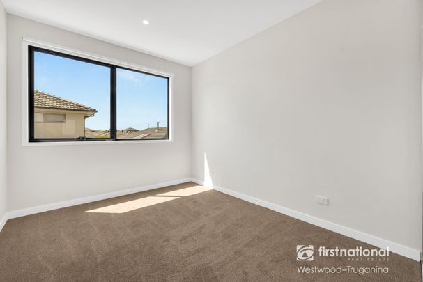 9 Dobright Street, 3029, Truganina Vic - Photo 1