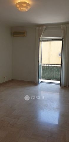 Bilocale in Affitto in Piazza Umberto I 3 a Bari - Foto 2