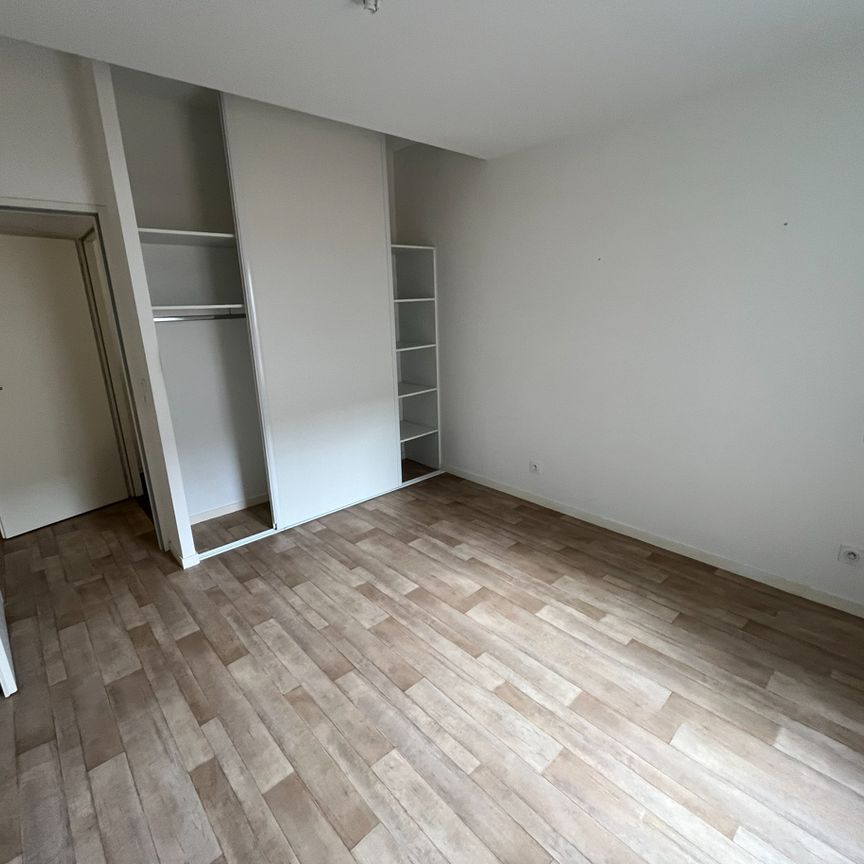 Location Appartement 3 pièces 69m² - Photo 1