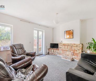 4 bedroom terraced house to rent - Photo 1