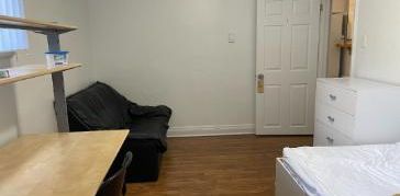 Chambre privée a louer, métro iberville, femme seulement, 650$/mois - Photo 2