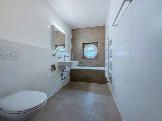 Appartement spacieux et renové de 1 pièce au centre de Chailly - Photo 1