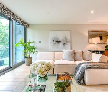 2 bedroom flat to rent - Photo 2