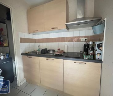 Location Appartement 2 pièces 47m² LAVAL 53000 - Photo 3