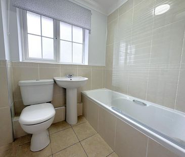 2 bedroom terraced house to rent - Photo 6