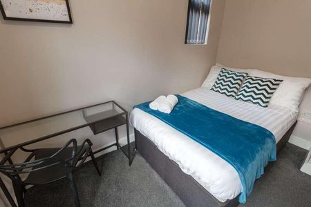 Halsbury Road, L6 - Photo 5