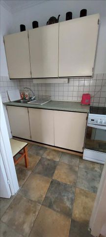 Kiadó átlagos állapotú panel lakás - Debrecen - Fotó 4