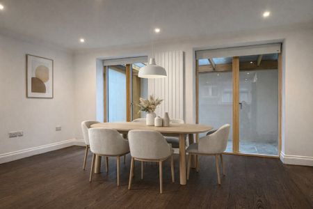 St Bartholomews Court - Photo 4