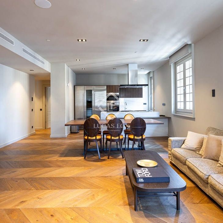 Barcelona, Catalonia 08003 - Photo 1