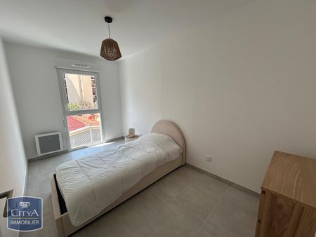 Location Appartement 3 pièces 61m² NICE 06300 - Photo 4