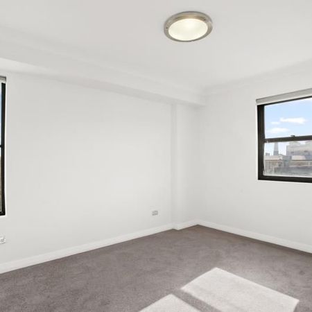 One Bedroom In Convenient Location - Photo 3