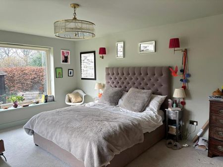 4 bedroom detached house to rent - Photo 5