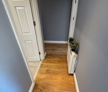 1 Bed Flat, Bay Tree Court, IG11 - Photo 3