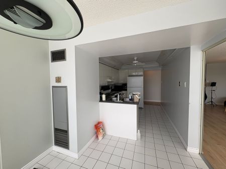 For Lease - 1 Clark Avenue Unit# 701, Vaughan, Ontario - Photo 2