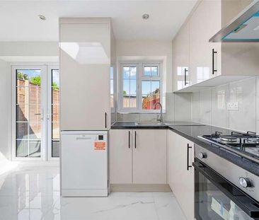 Dryden Road, Wimbledon, SW19 - Photo 5