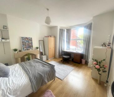 Room in a Shared House, Derby Road, NG7 - Photo 2