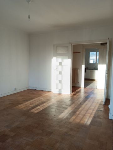 à louer - t3 avec balcon - face prairie caen , - Photo 2