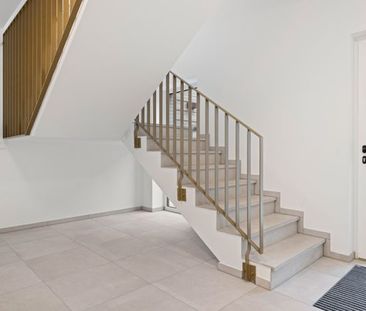 Von Grün und Wasser umgeben. - Photo 5