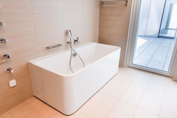 Exclusive lakeside Luxury Apartment - 5.5p in Pully-Lausanne - Photo 1