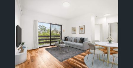 Air-Conditioned Two-Bedroom Unit with Renovated Kitchen and Bathroom! - Photo 3