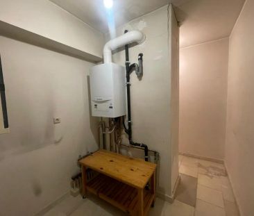 Gelijkvloersappartement te huur met twee slaapkamers en gezellig tu... - Photo 2