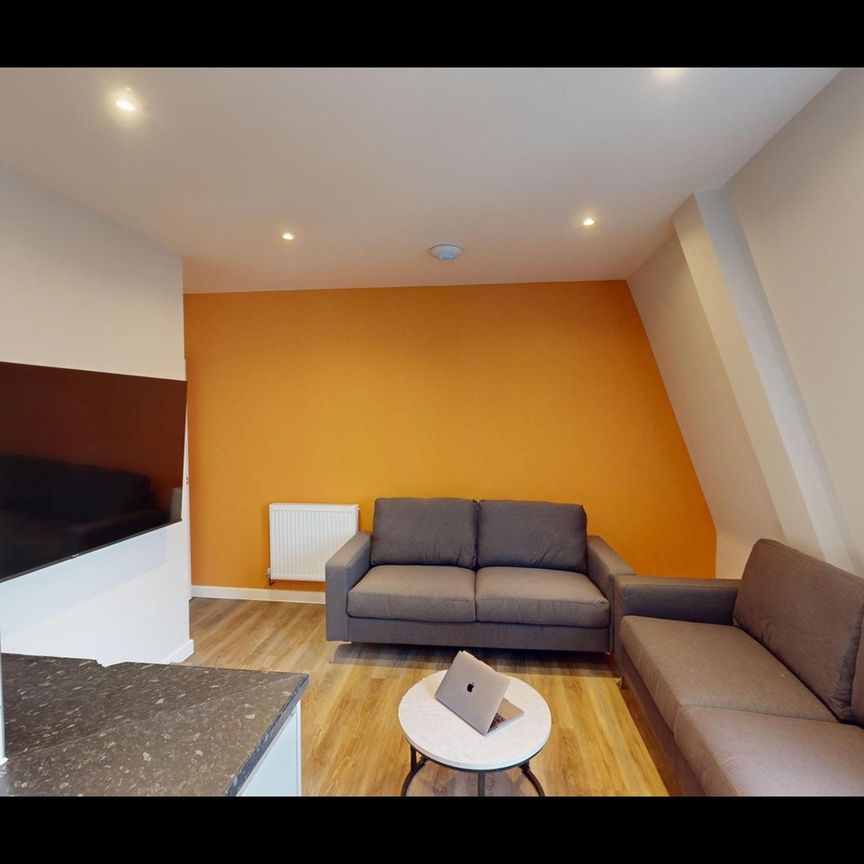 Room in a Shared Flat, Fitzhardinge House, BS1 - Photo 1