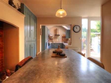 3 bedroom house to rent - Photo 2