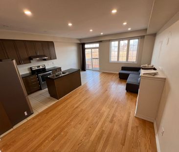 For Lease - 54 Agava Street, Brampton, Ontario - Photo 5