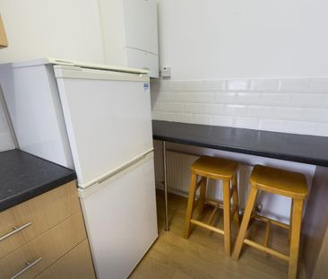 1 bedroom flat to rent - Photo 6