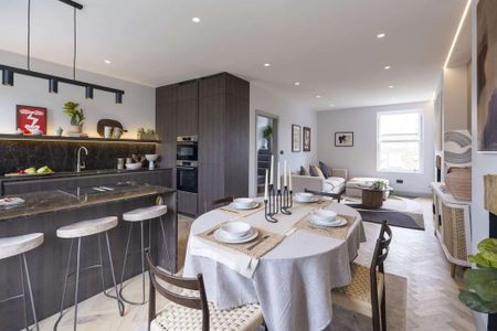 2 bedroom ground floor flat to rent - Photo 2