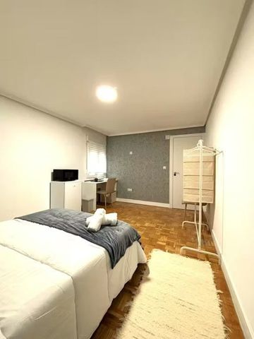 Avenida de Fuenlabrada, Leganés, Community of Madrid 28912 - Photo 3