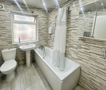 2 bedroom terraced house to rent - Photo 6
