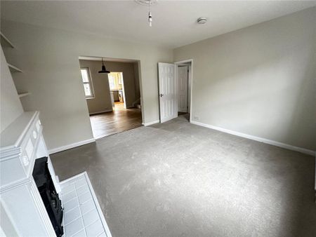 3 bedroom terraced house to rent - Photo 4