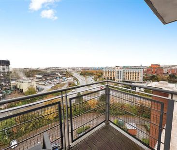 Galleon Way, CARDIFF - Photo 3