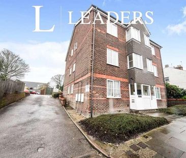 Chiltern Court, Chiltern Road, Dunstable, Bedfordshire, LU6 - Photo 6