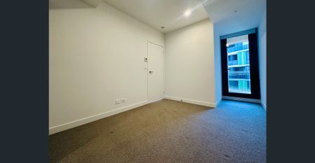 A new Hawthorn story at a 2 bed 2 bath apartment - Photo 2