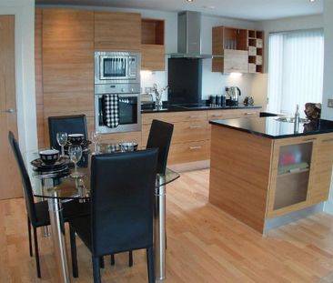 2 bedroom flat to rent - Photo 6