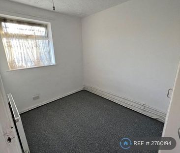 4 bedroom terraced house to rent - Photo 6