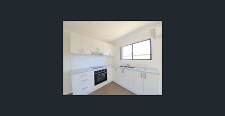 Modern Gem - Photo 3