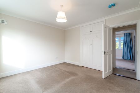 Sakkara, Gordon Avenue, Dublin 18, D18 F9Y6 - Photo 5
