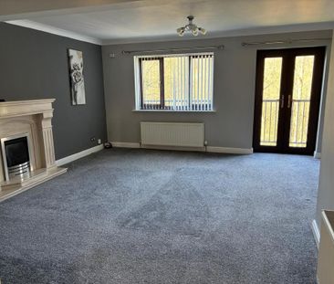 3 bedroom end of terrace house to rent - Photo 1
