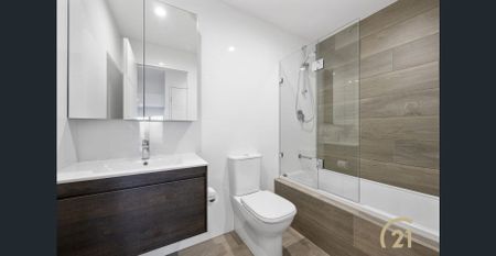 Spacious Modern 2 Bedroom Apartment in Prime Liverpool CBD Location! - Photo 5