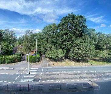 Black Horse Parade, Eastcote, HA5 - Photo 3