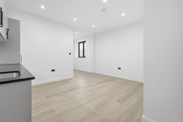 Headgate, Colchester - Photo 1