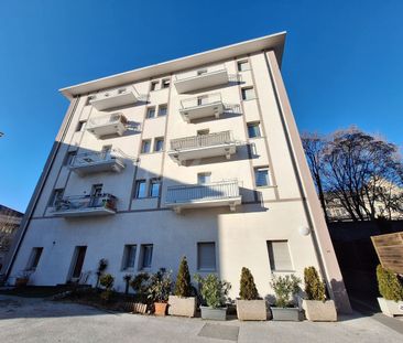 BEAUTIFUL 3PCS APARTMENT WITH CHARACTER - Photo 2