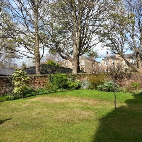 1 Bed Flat, Springvalley Terrace Edinburgh, EH10 - Photo 1