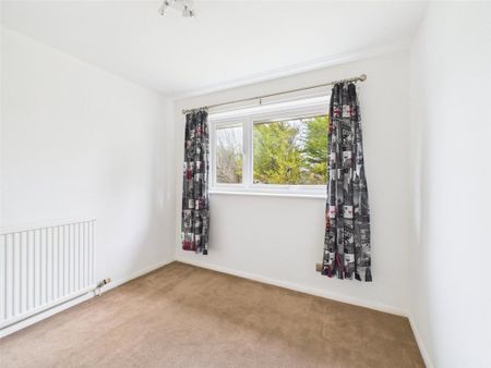 3 bedroom detached house to rent - Photo 5